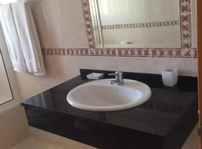 아파트호텔 Solar Veiguinha 3*