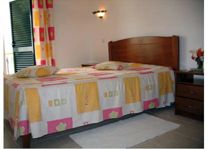 Solar Veiguinha 아파트호텔